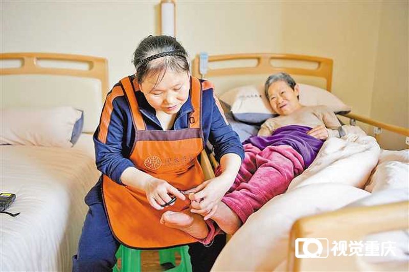 聚焦长者关爱:失能老人照护新趋势